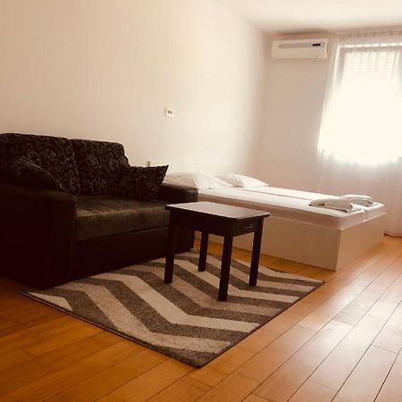 Ferienwohnung Apartman S&M Mostar Exterior foto